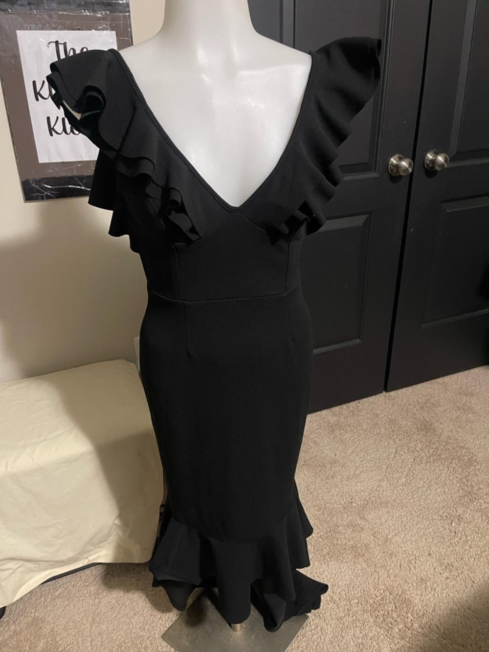 NWT Hello Molly Black Ruffle V-Neck Midi Dress - Picture 4 of 7